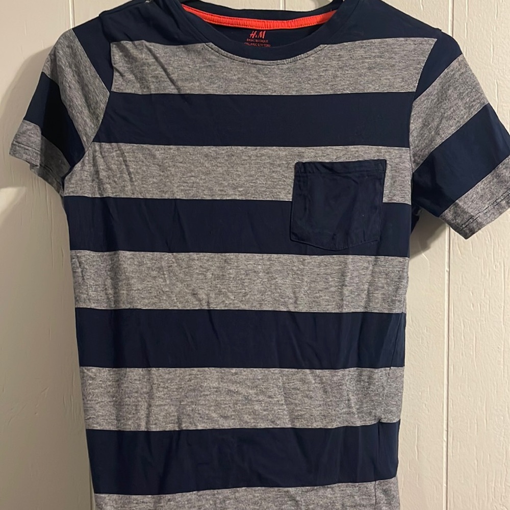 Men’s H&M XS striped pocket Tee